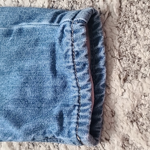 4 for $28 - baby GAP Girls 3T Blue Straight Fit Jeans with Pink Cotton Lining - Picture 2 of 8